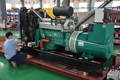 為了發(fā)電機(jī)組成功發(fā)出,華全的她真是拼了