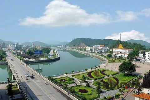 無(wú)愧萬(wàn)古冠九州！華全發(fā)電機(jī)組走俏「丹霞地貌」命名地