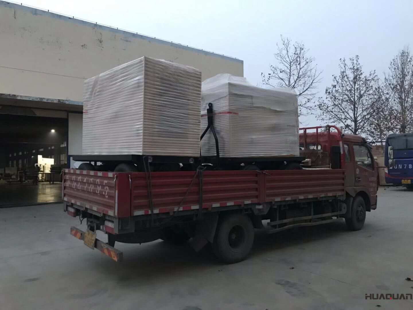 蔣先生從華全動力采購的8kw靜音箱柴油一體機已于11月21日成功發往新疆