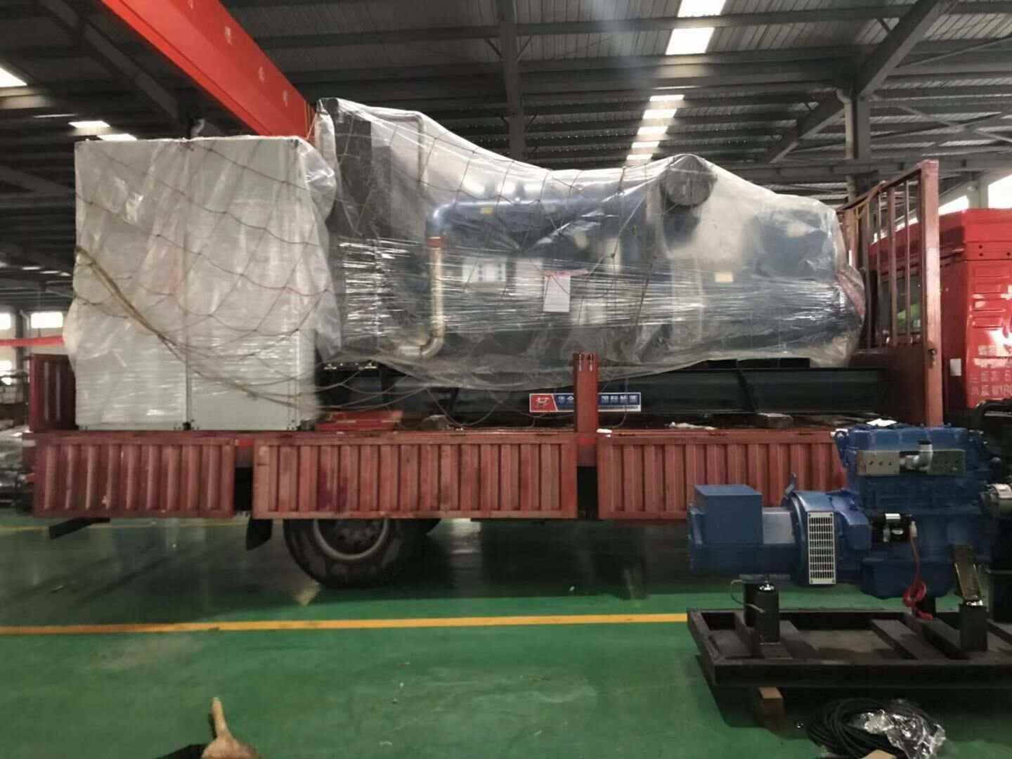 12月24日，李先生從華全動力采購的一臺800kw四保護柴油發電機組順利發往河北省